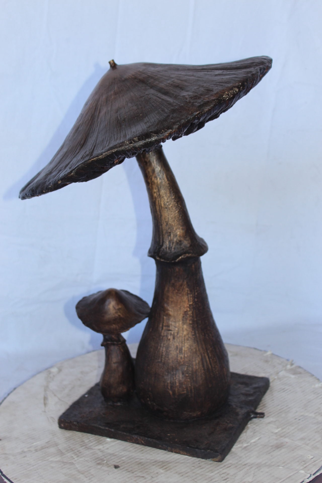 Nifao Leaning Mushroom Outdoor Fountain Statue, Bronze Garden Water Feature Sculpture for Patio & Yard – Garden Water Feature Sculpture, 18"L x 17"W x 24"H