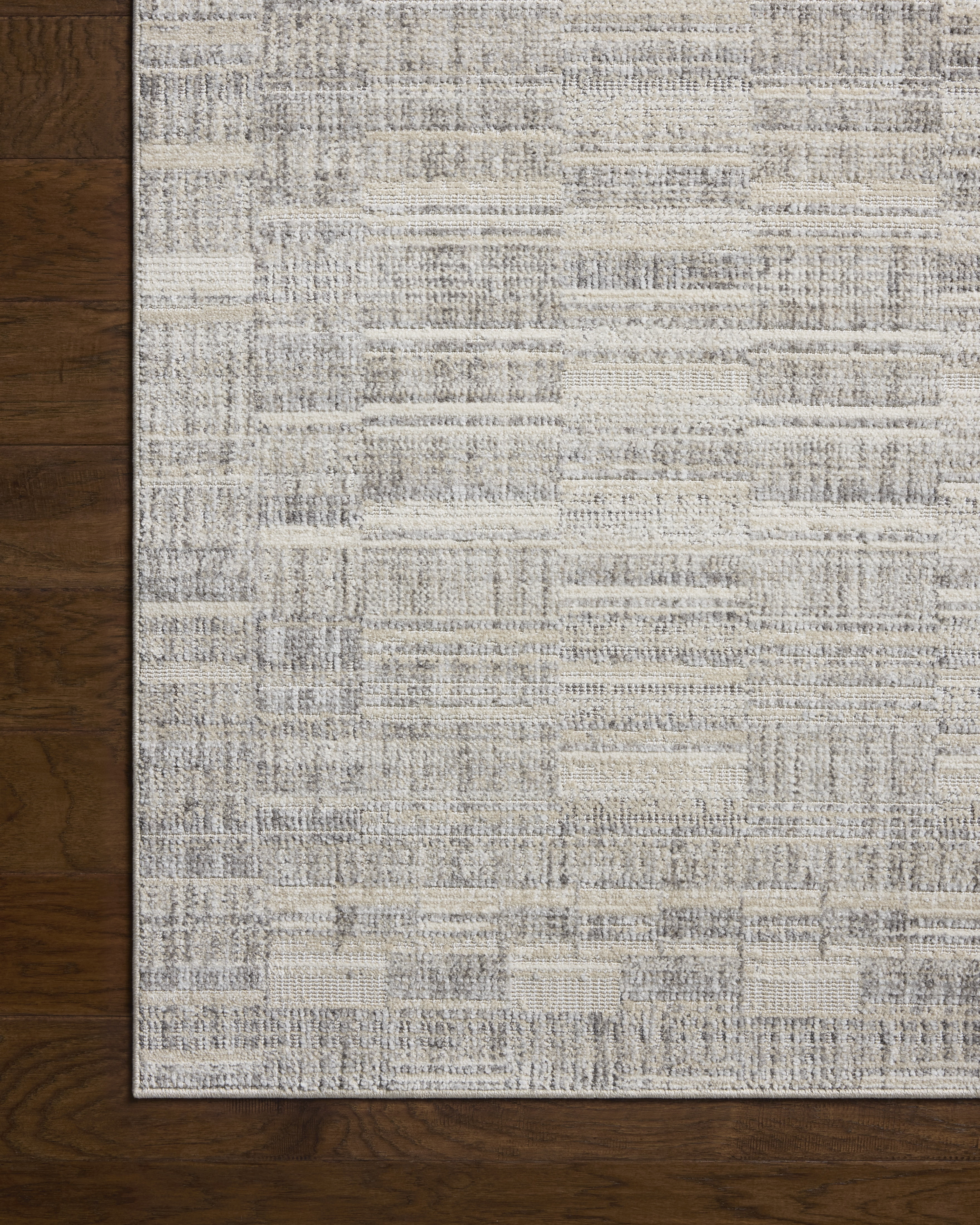 Loloi Roxie Granite / Oatmeal 5'-2" x 7'-6" Area Rug