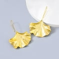 thumbnail image 3 of Qarigey 2 uds pendientes dorados de Ginkgo Biloba, pendientes de Metal a la moda con forma de hoja, suministros de joyería para fiestas y banquetes Ropa, zapatos y accesorios Miscelánea Oro Qarigey AP017678-01, 3 of 6