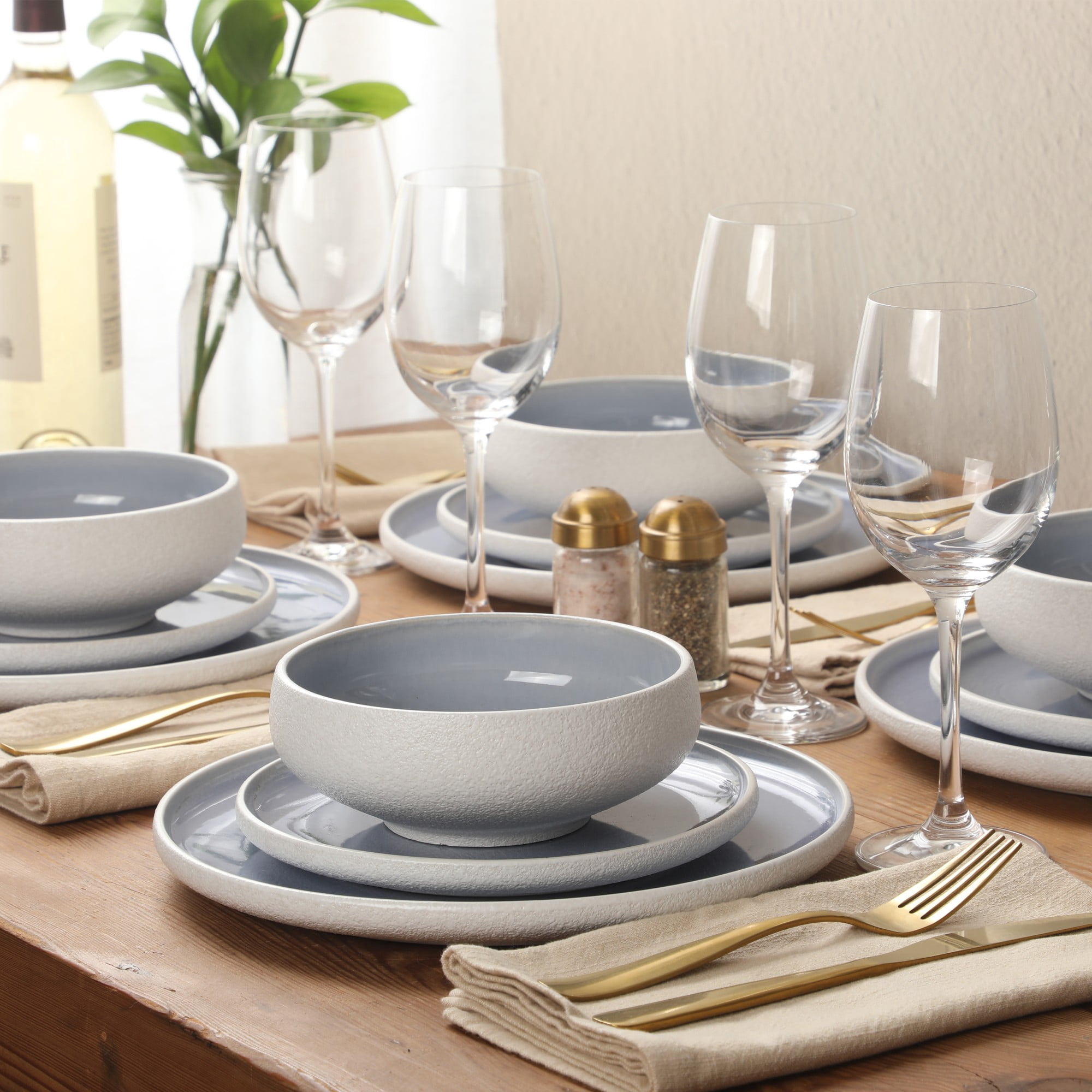 Gibson Elite Pacifico Beach 12-Piece Blue/White Stoneware Dinnerware Set