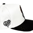 thumbnail image 5 of VAGO Style COMO LA FLOR Gorra Artesanal Blanca Visera Curva, 5 of 5
