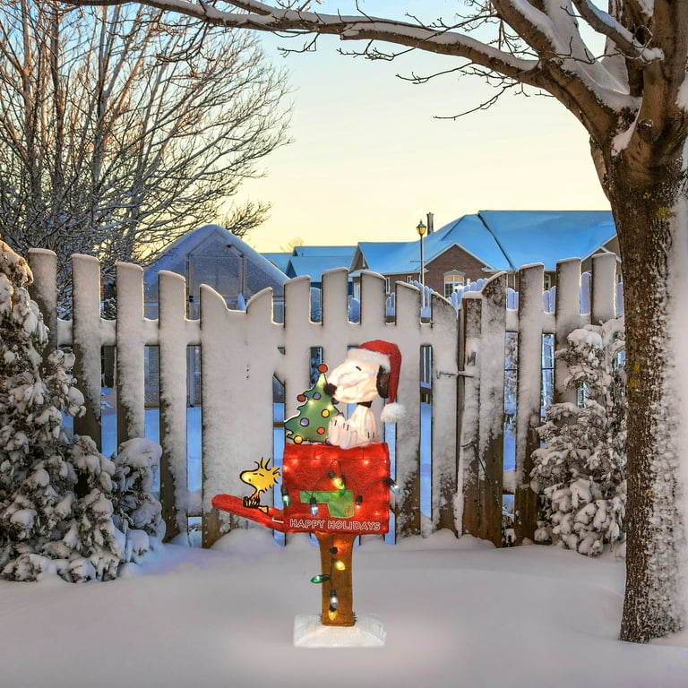 Northlight LED Lighted Peanuts Snoopy on Mailbox Outdoor Christmas