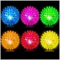 thumbnail image 1 of Bola hinchable iluminada para niños: bolas de estrés sensoriales con puntas intermitentes LED para niños pequeños de 1 a 3 2,55 pulgadas, juguetes sensoriales que brillan en la oscuridad para regalos, 1 of 4