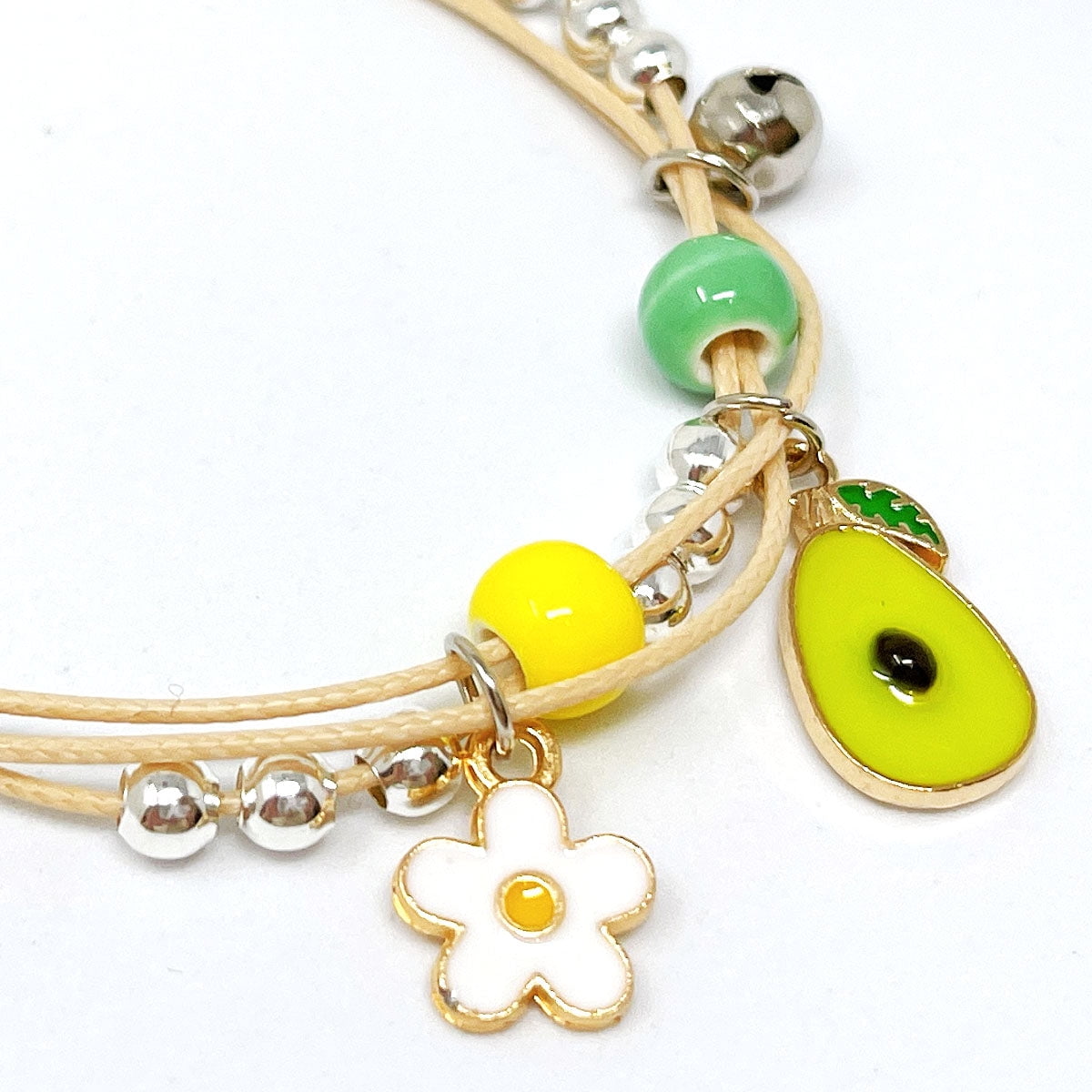 Wrapables Friendship Beaded Enamel Charm Bracelet, Daisy, Women's, Size: One size, Gold