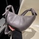 thumbnail image 4 of Bolso informal para mujer, bolso cruzado de media luna de PU a la moda, bolso tipo cartera, bolso de bola de masa, 4 of 9