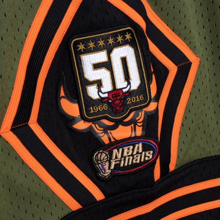 MITCHELL &amp; NESS FLIGHT SWINGMAN SHORTS 97-98 CHICAGO BULLS ミッチェル＆ネス ユニフォーム シカゴブルズ スウィングマン ショーツ バスケ