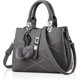 thumbnail image 1 of 2022 nuevos bolsos de mano para mujer, bolsos de moda para mujer y bolsos de hombro, bolso de diseñador con asa superior con pompón LingWen 9024715694560, 1 of 1