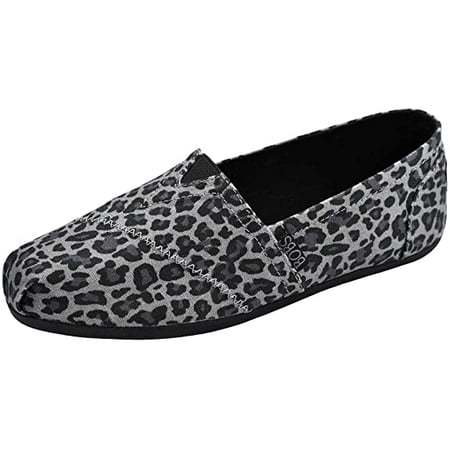 Skechers Women&amp;#39;s Bobs Plush-Hot Spotted Leopard Print Slip on Ballet Flat, Black/Charcoal, 7 M US