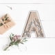 thumbnail image 5 of Decoración mural tallada con flores de madera | Colgante de cartas de madera hecho a mano | Textura natural | Acento duradero para bodas en la cocina en casa | Adorno rústico colgante, 5 of 5