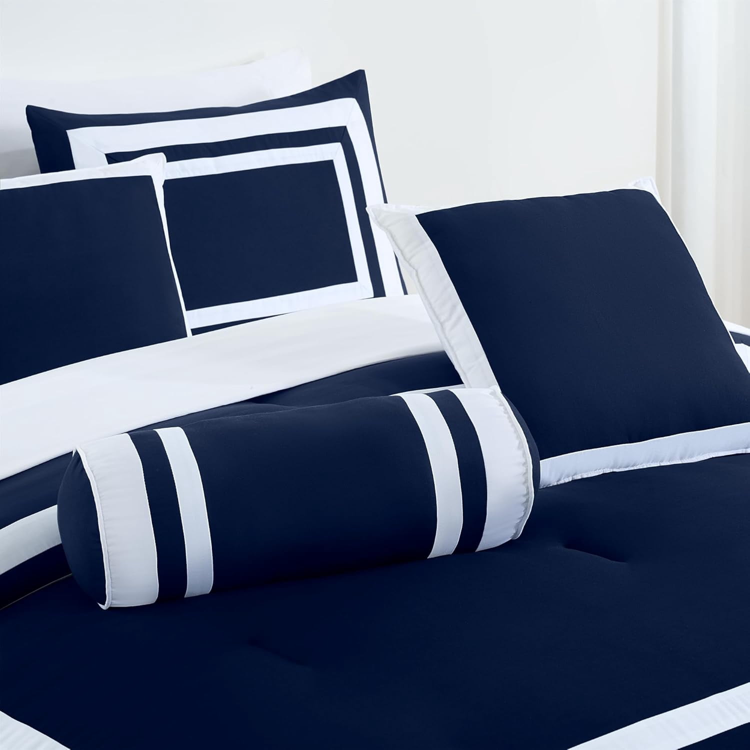 Chezmoi Collection Caprice 7-Piece Hotel Style Comforter Set King Size, Navy/White Square Pattern Color Block Bedding with Decorative Pillows, Luxurious Lightweight All Season Bed Set