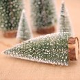 thumbnail image 5 of Adornos navideños en miniatura artificiales para árboles de Navidad, cedro, nieve, pino, decoración de mesa para el hogar y la oficina, regalos de paisaje navideño 2024, 5 of 5