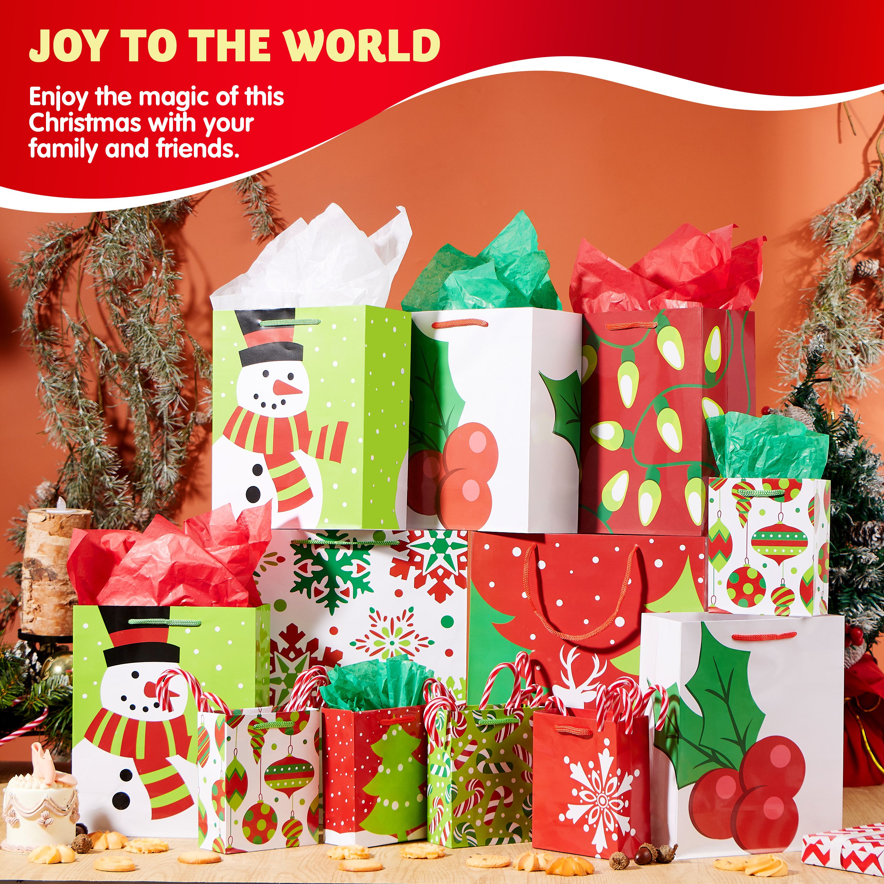 Joyfy 20-Piece Christmas Goody Gift Bags with Handles, Assorted Sizes photo 3