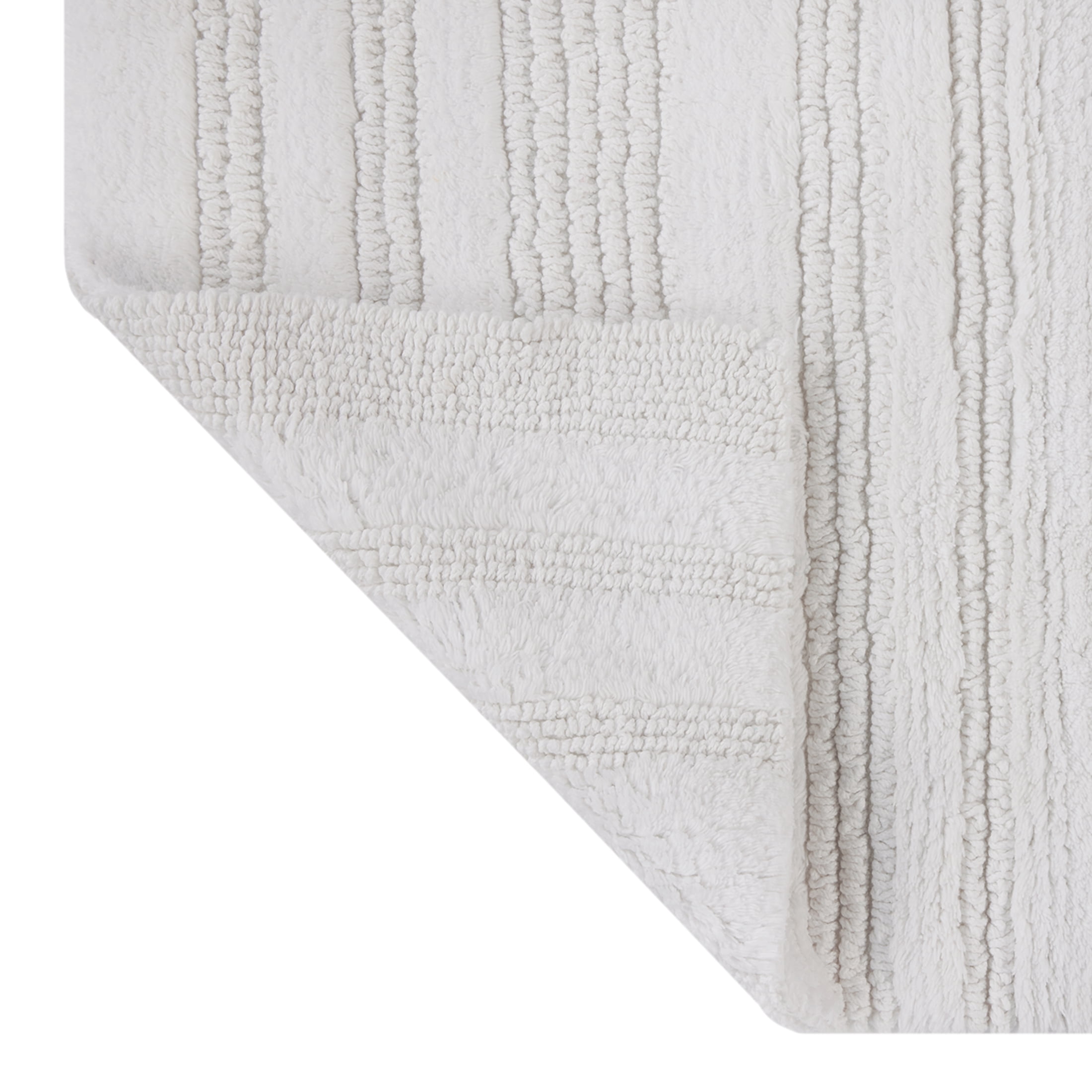 Better Homes & Gardens 17x24 in/20x30 in White Cut & Loop Reversible 2Pc Bath Rug Set