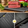 thumbnail image 3 of Plancha de Hierro Fundido 2 en 1 Reversible - Comal Liso y Parrilla Acanalada para Estufas de Gas, Con Pretratada Antiadherente y Mango, Ideal para Asar, Cocinar Tortillas y Camping, 3 of 4