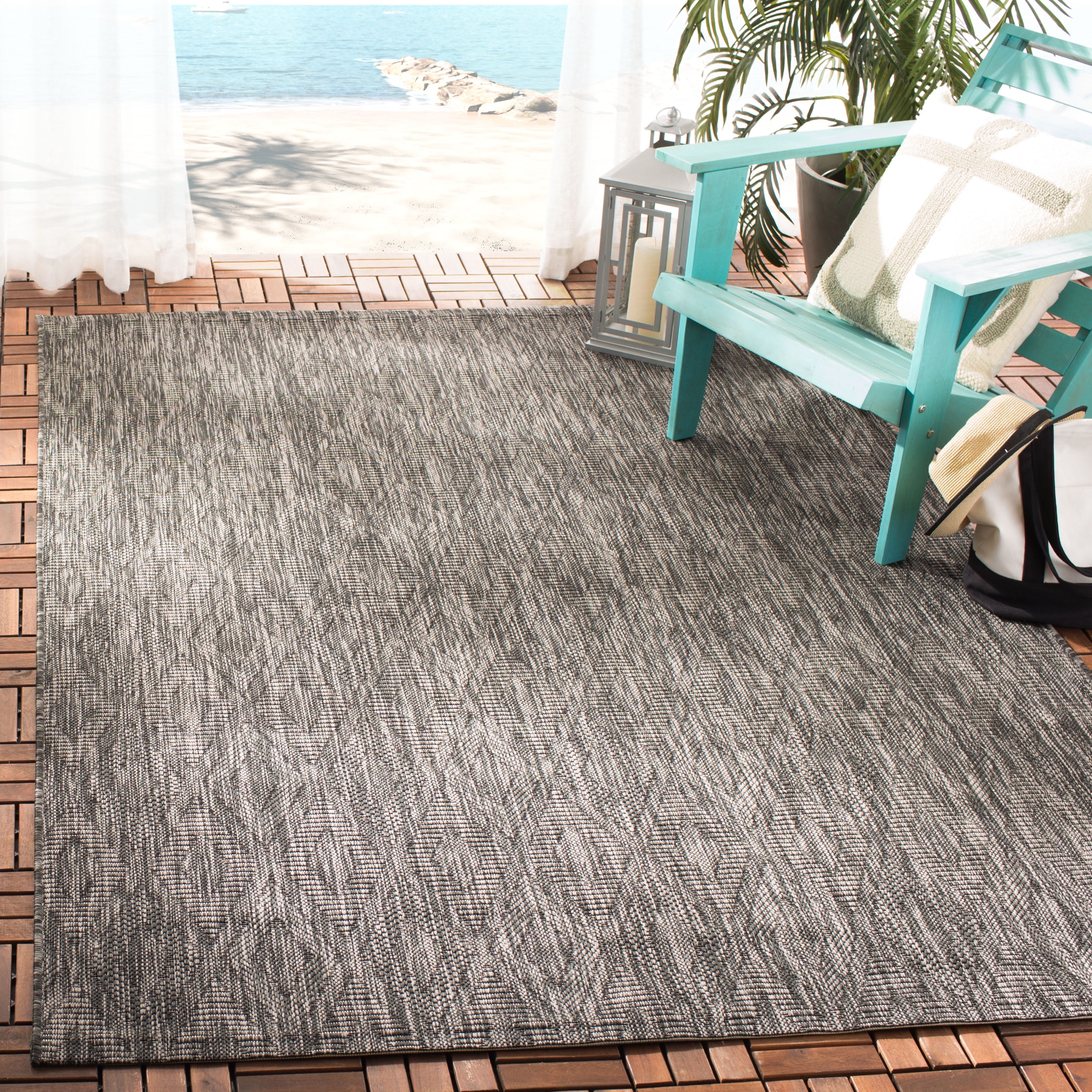 Safavieh Courtyard Teodor Geometric Indoor/Outdoor Area Rug, Black, 4' x 5'7"