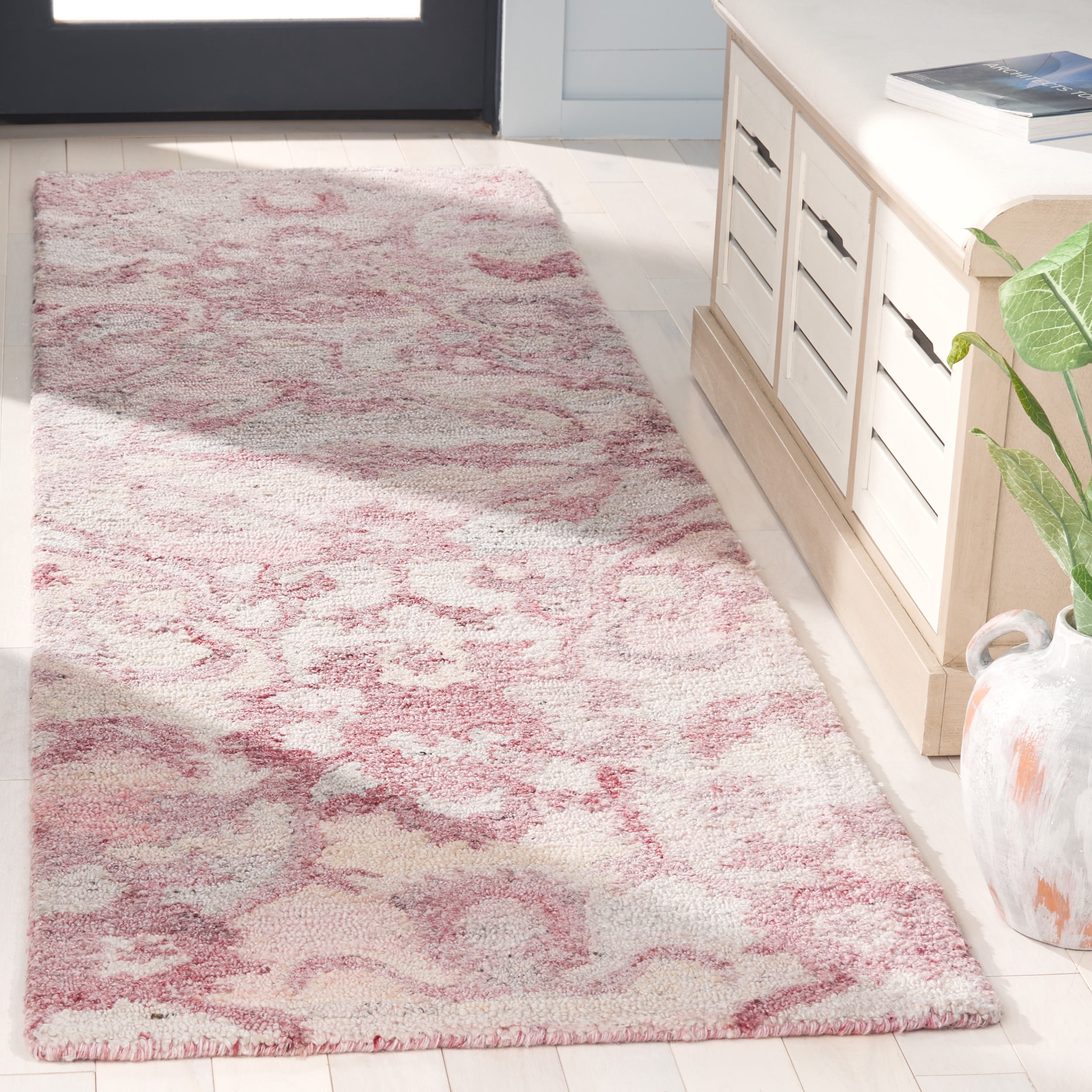 SAFAVIEH Anatolia Jamaar Floral Runner Rug, Light Pink, 2'3" x 8'