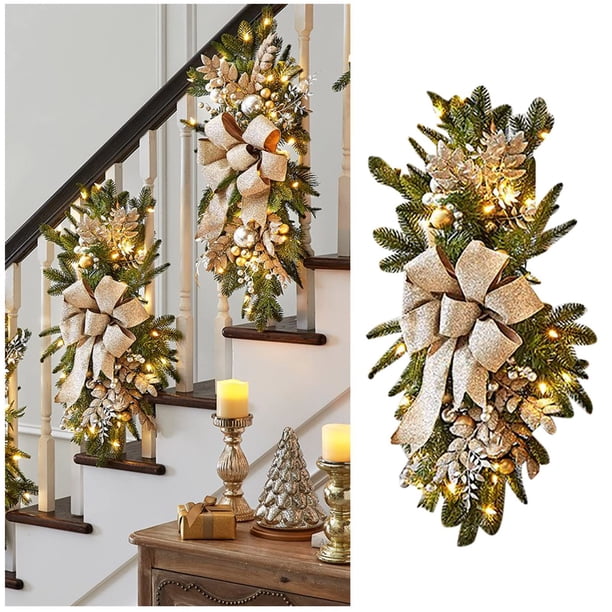 Guirnalda de escaleras, adornos decorativos, diseño de escena del hogar nórdico navideño