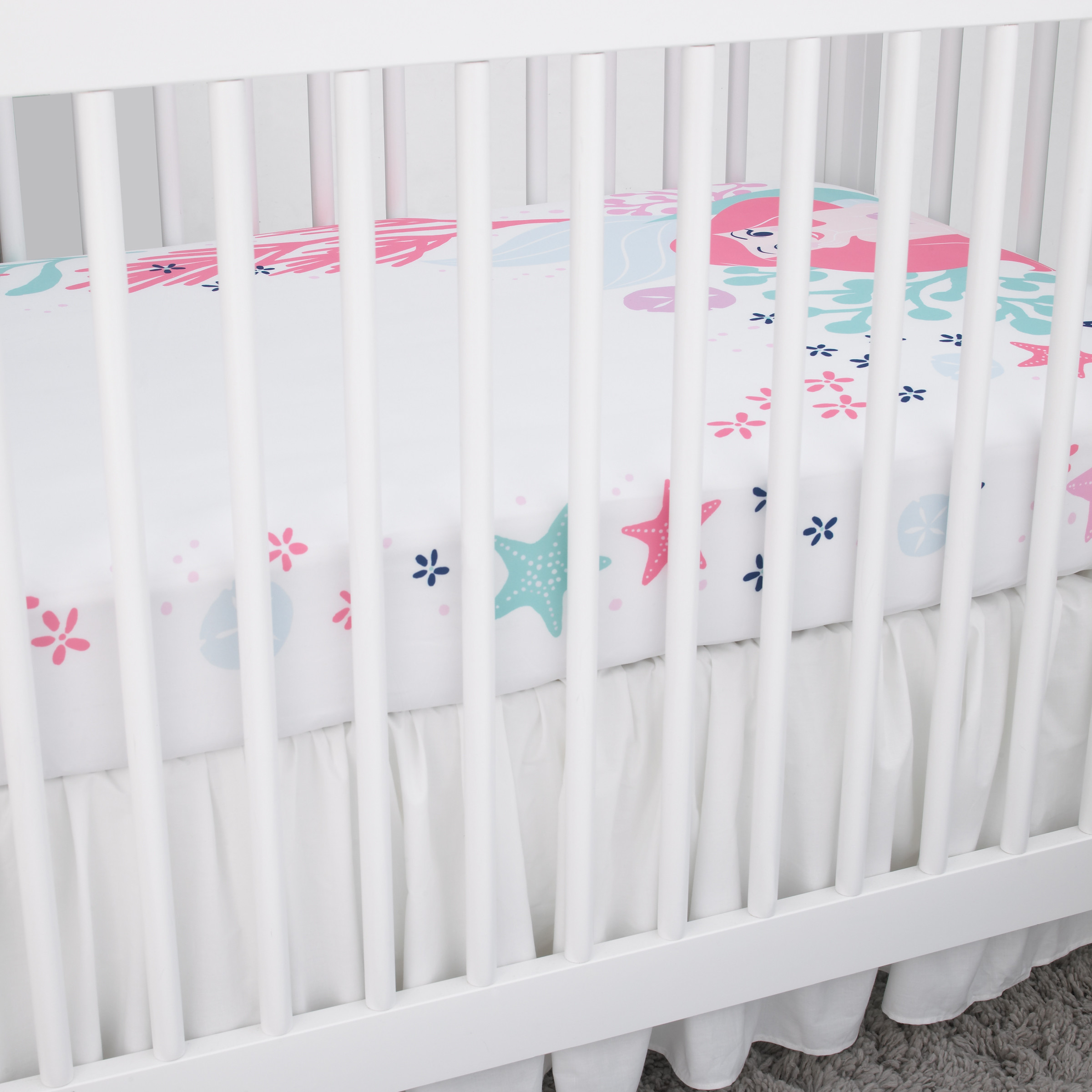 Disney The Little Mermaid Ariel - Coral, Aqua and White Photo Op Fitted Crib Sheet, Infant Girl