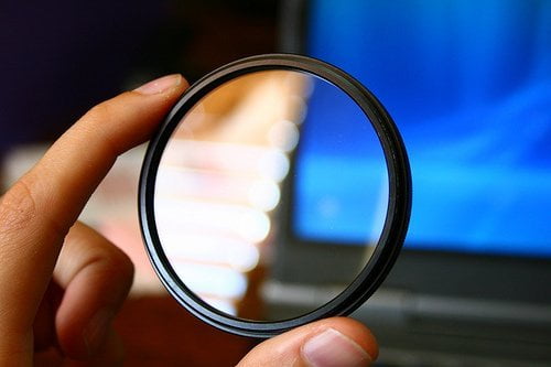 72mm High Resolution Clear Digital UV Filter with Multi-Resistant Coating for Sony Alpha DSLR-A100 Microfiber Cleaning Cloth