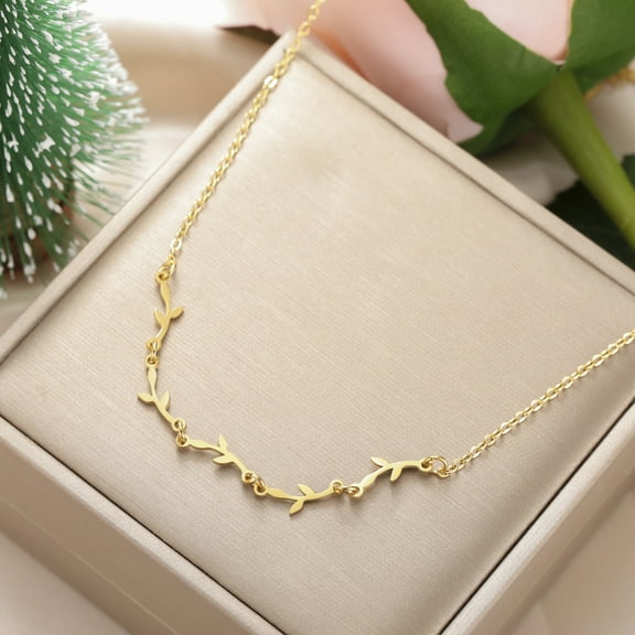 Olive Leaves Necklaces for Women 14K Yellow Gold Choker Tree Leaf Pendant Trendy Minimalist Golden Silver Color Jewelry Wedding Party Gift
