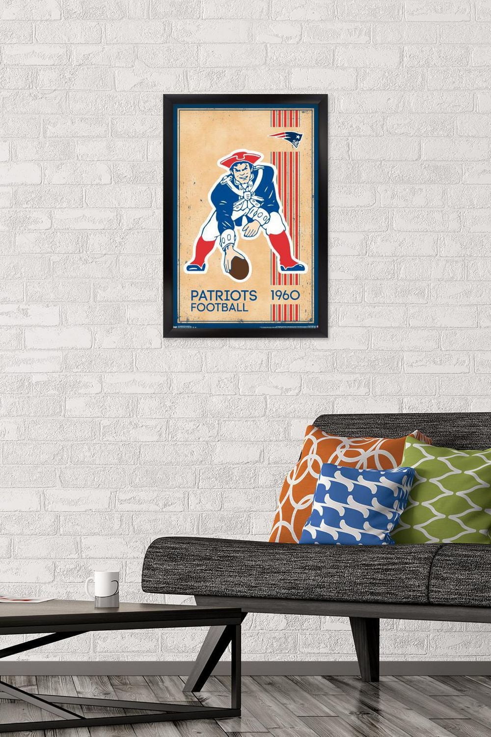 NFL New England Patriots - Retro Logo 14 Wall Poster, 14.725" x 22.375" Framed