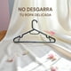thumbnail image 4 of Ganchos de Ropa de Plástico para Adulto, Negro, Paquete de 100 Unidades, 4 of 9