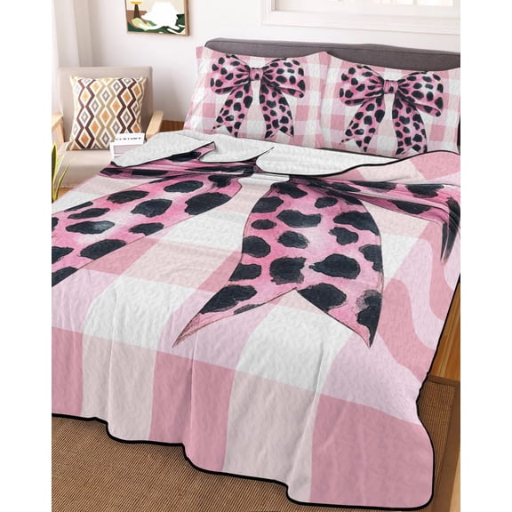 Full Quilt Bedding Set Pink Leopard Print Bow Summer Quilt Lightweight Quilted Coverlet with 2 Pillow Shams, Check Background 3-Piece Bedspread Quilt Set for All Season