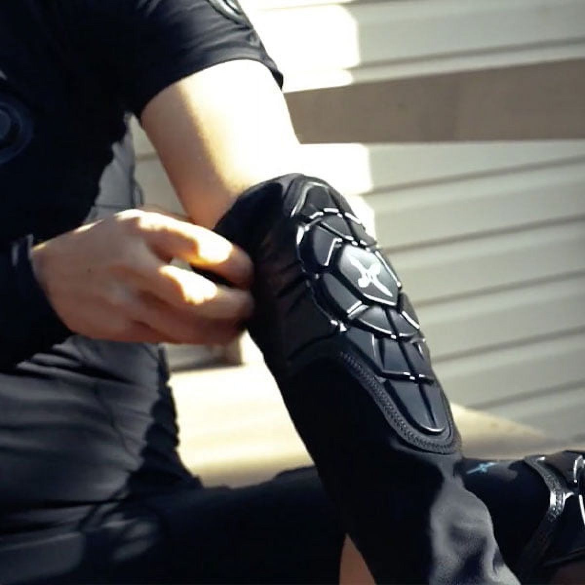 Hover-1&nbsp;Elbow&nbsp;Pads, Black