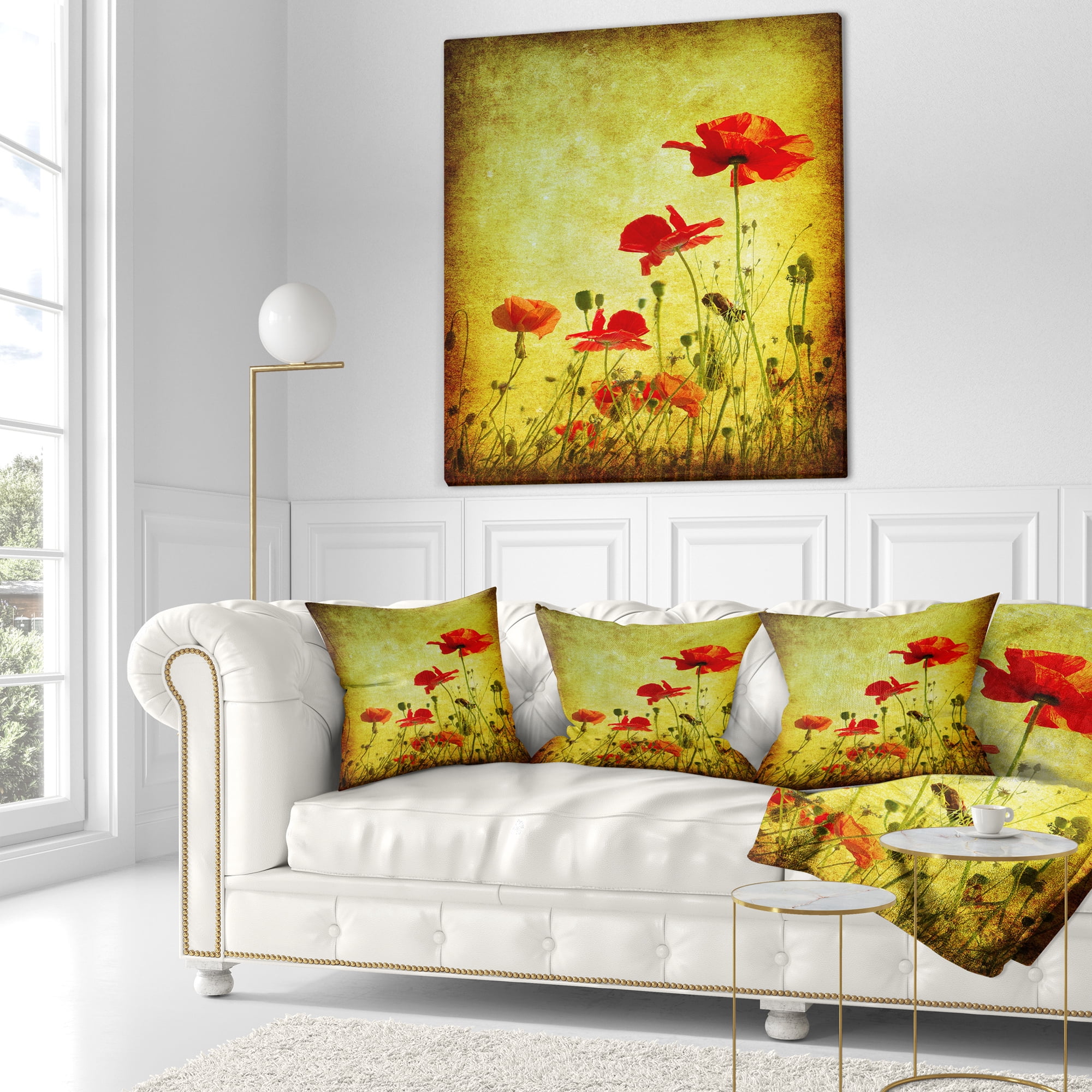 Designart Poppy Flowers on Grunge Background - Floral Throw Pillow - 18x18