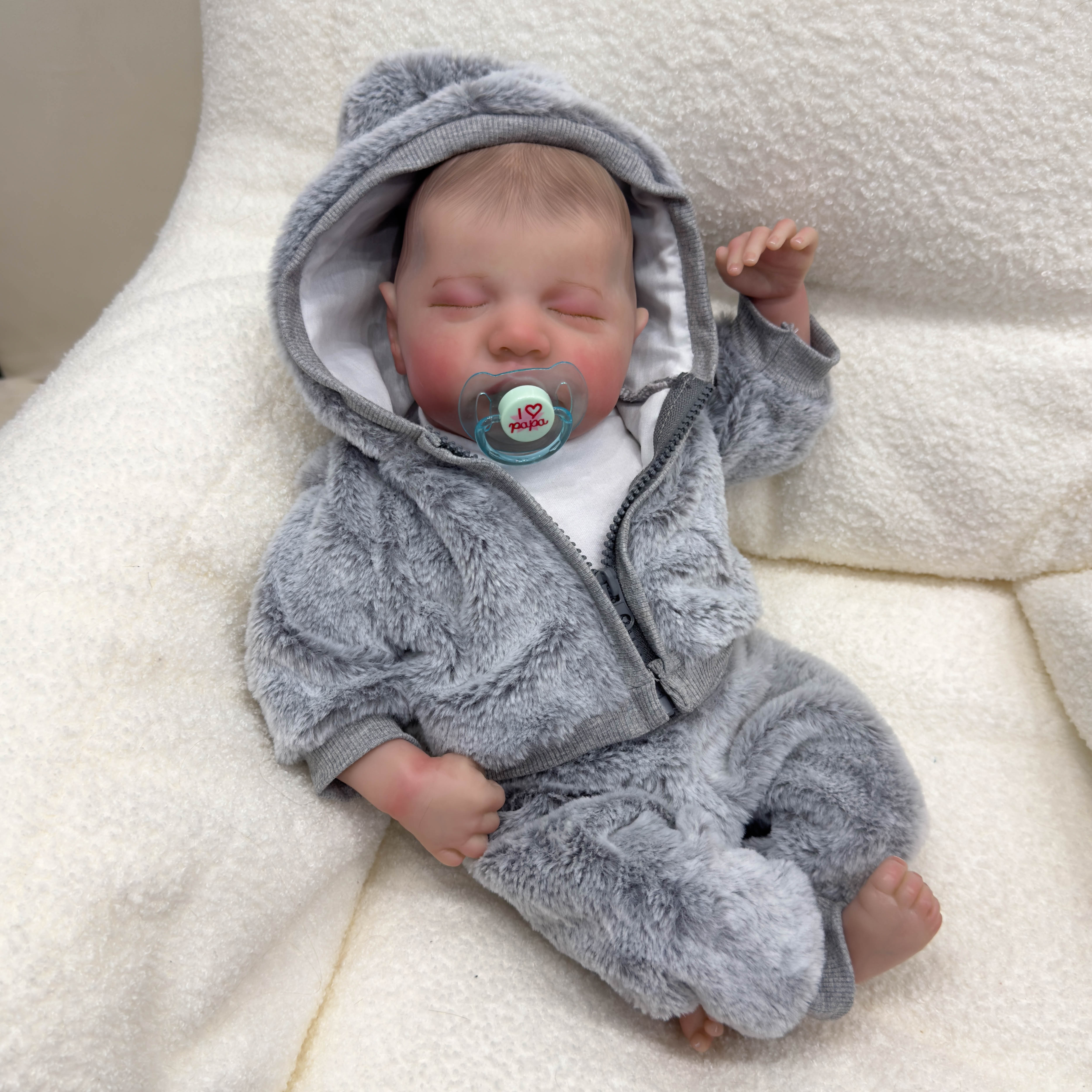 Lifelike Reborn Baby Dolls 19 inch Realistic Baby Real Newborn Dolls Soft Cloth Body Handmade Real Life Baby with Dolls & Accessories for Age 3 and Up