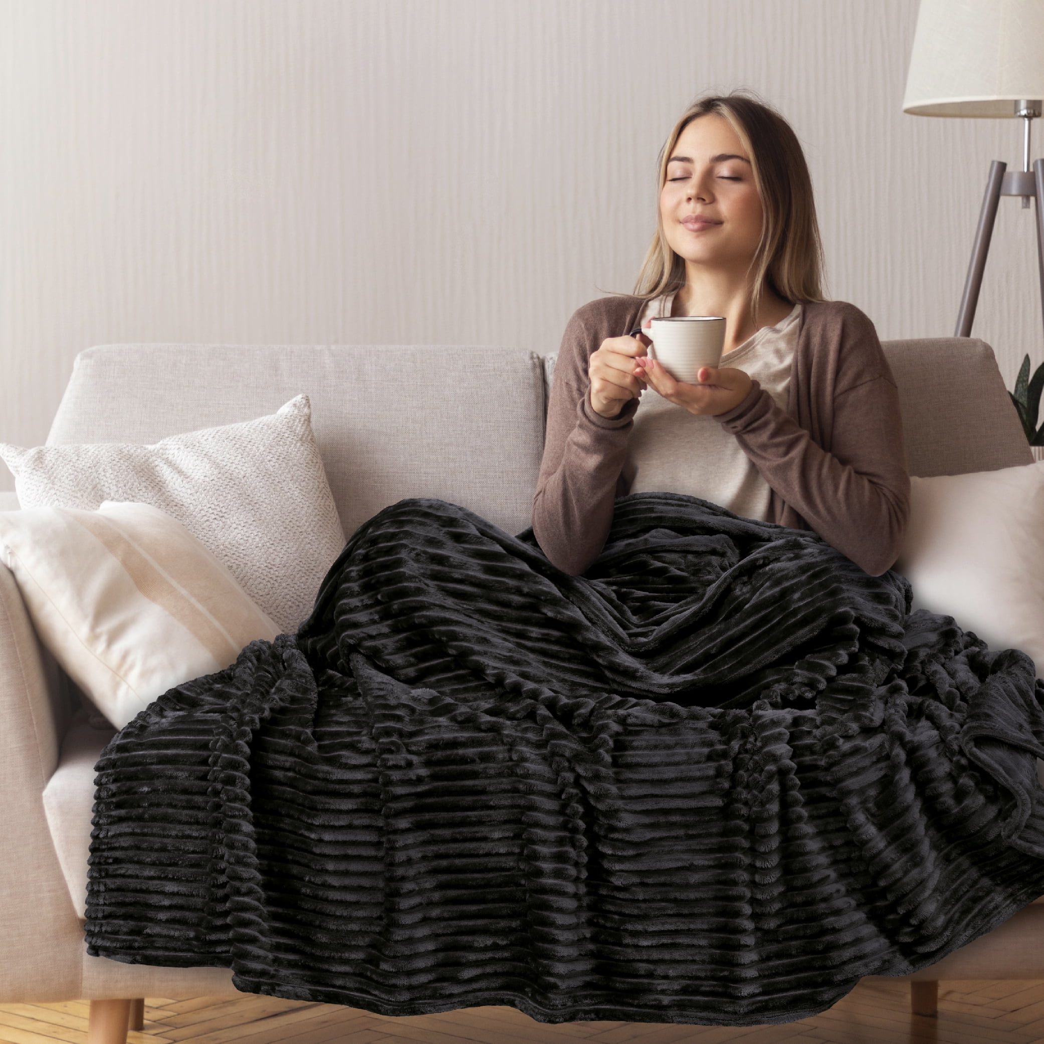 PAVILIA Soft Fleece Queen Bed Blanket Black, Large Fuzzy Plush Flannel Throw, Warm Cozy Ribbed Microfiber Blanket for Sofa Couch, Lightweight Striped Blanket, Black, 90x90