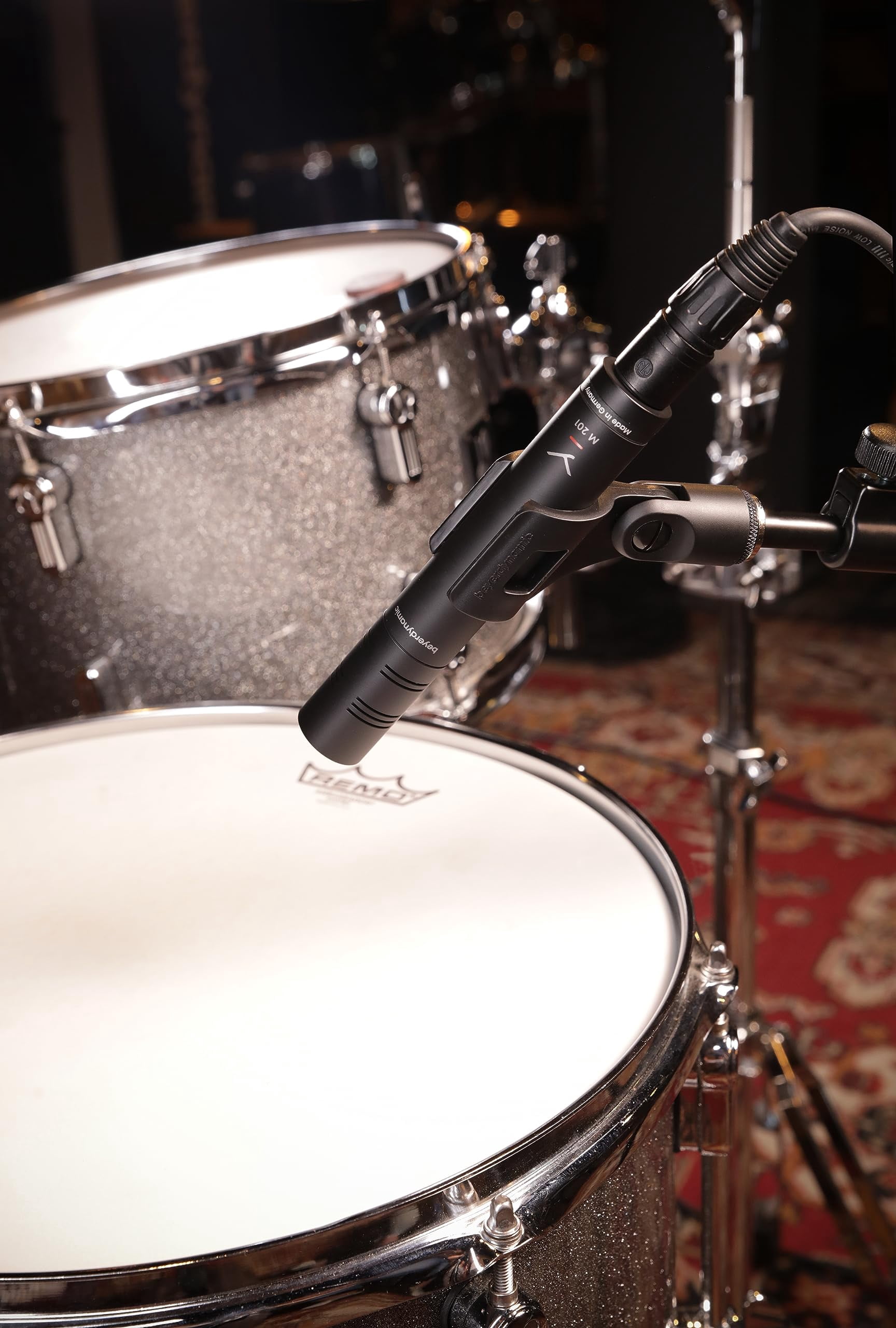 beyerdynamic M201 Dynamic Moving-Coil Microphone (HYPERCARDIOID)
