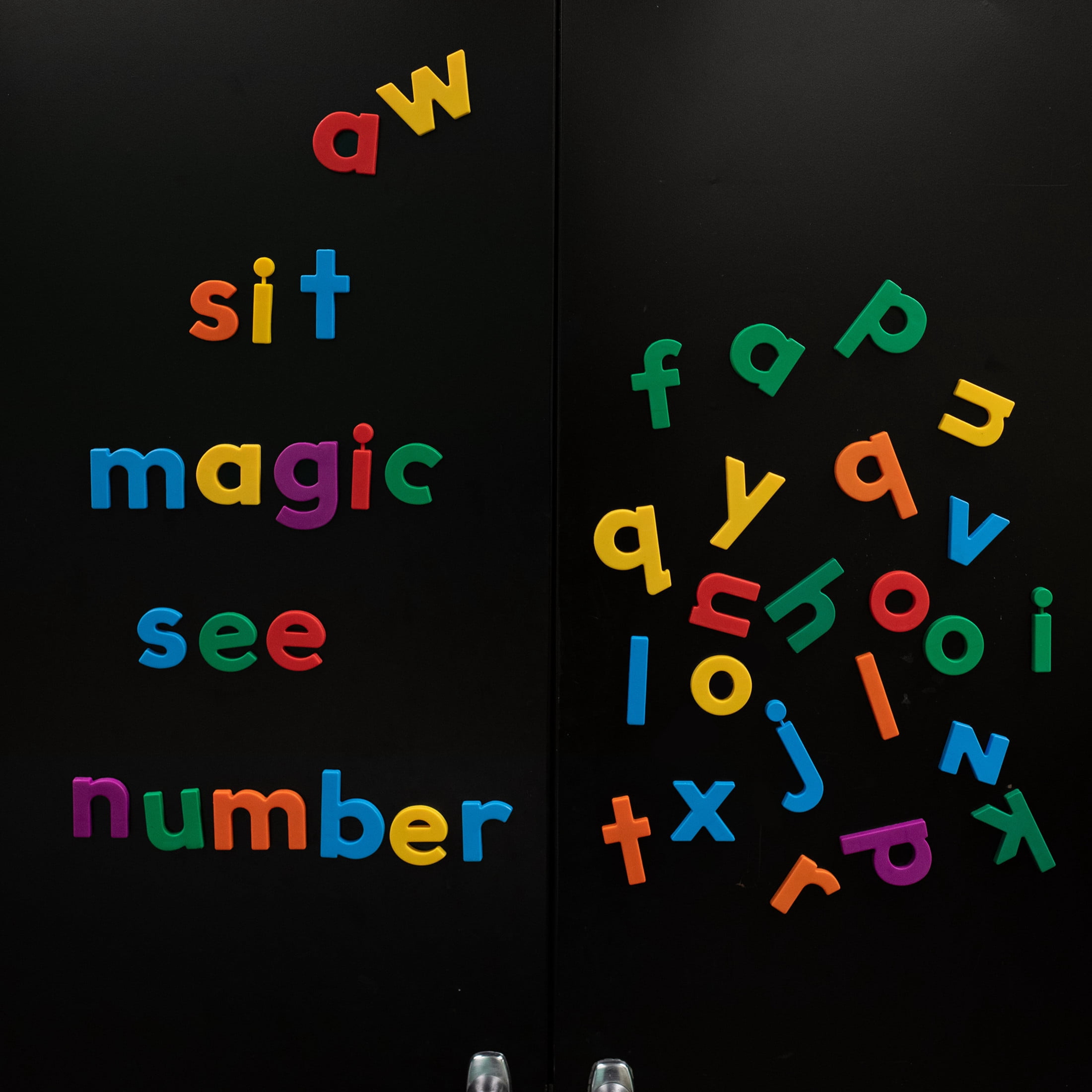Educational Insights Jumbo AlphaMagnets- Multicolored Lowercase (Set of 42)