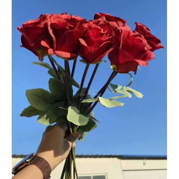 Dos ramos de 16 tallos cada uno (8 cabezas de rosas barrocas), rosas artificiales, decoración floral for bodas.