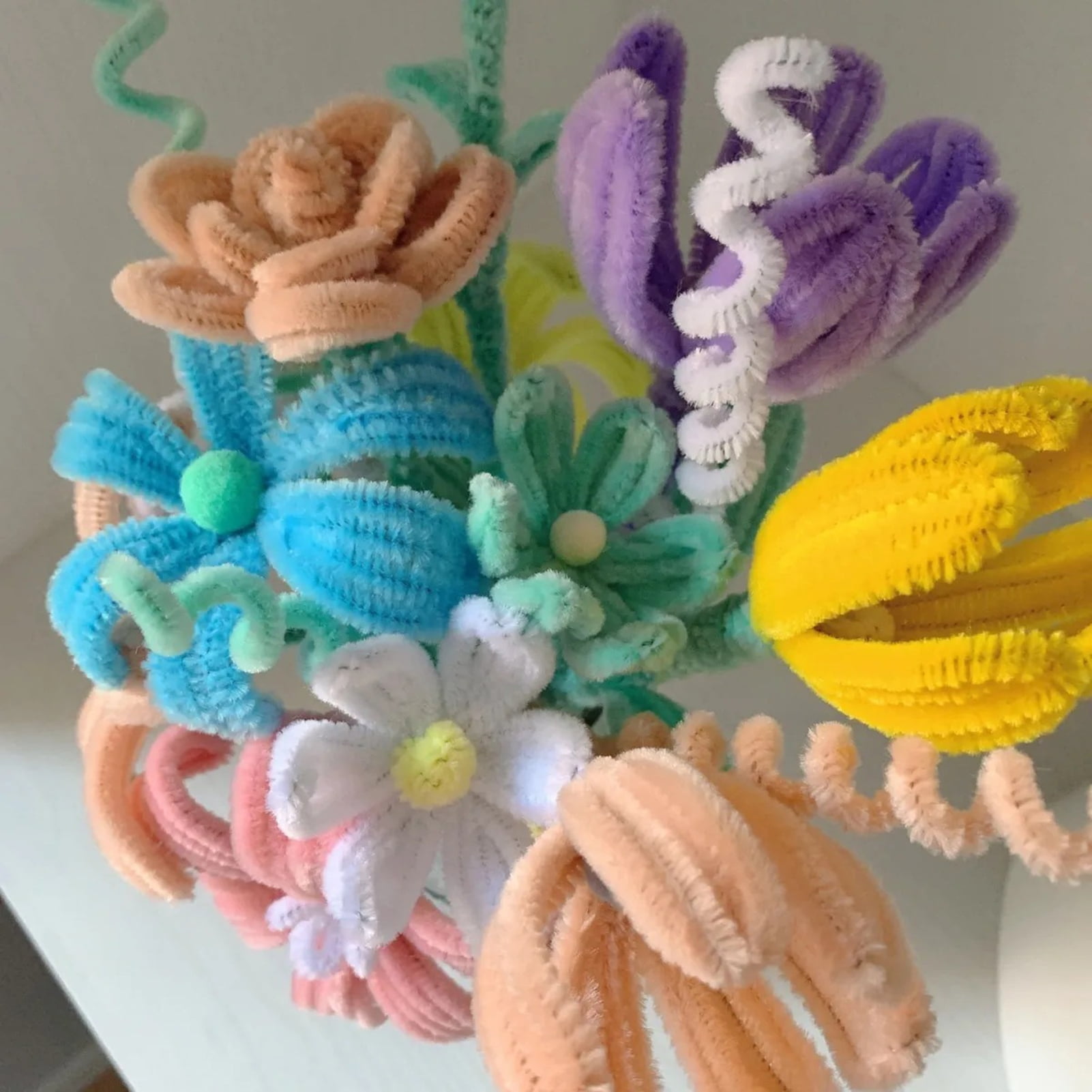 Yesbay Pipe Cleaners Crafts Colorful Chenille Stems Diy Tulip Bouquet Making Kit Flexible Bendable Wire Crafts with Handmade Tulips Perfect Birthday