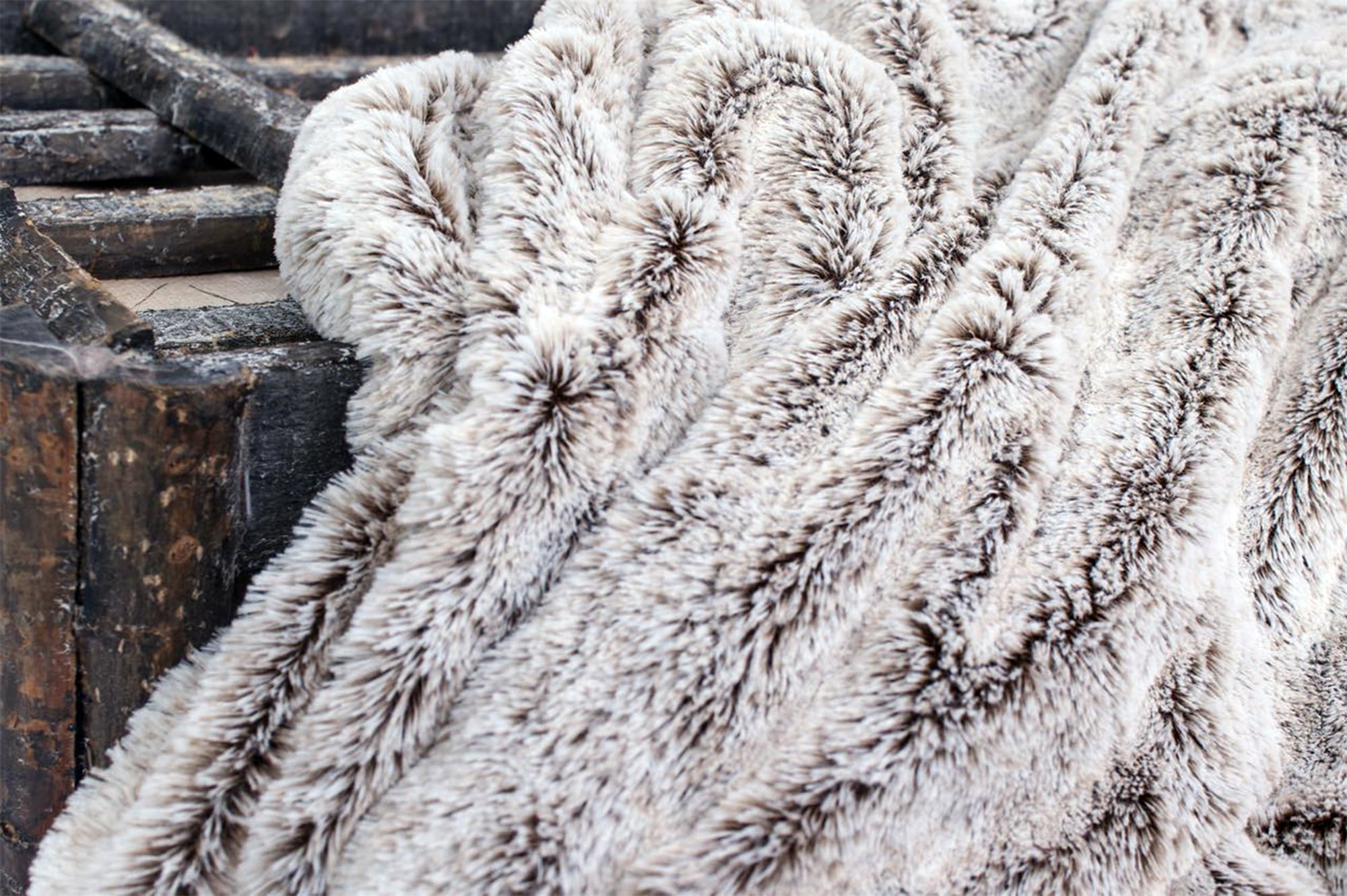 Luxury Grey Faux Fur Throw Blanket and Back Fleece