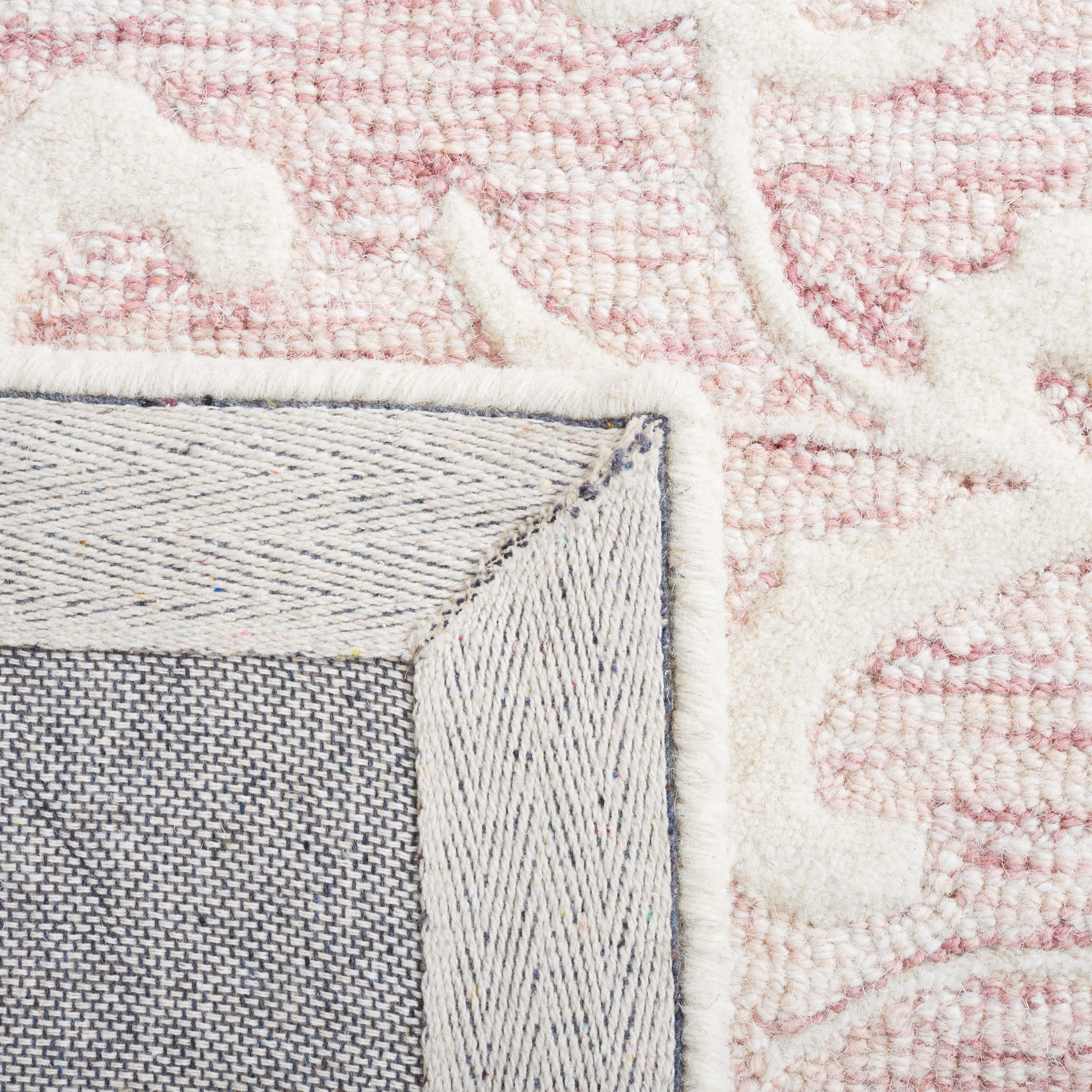 Safavieh Metro Elvina Floral Area Rug, Pink/Ivory, 6' x 6' Square