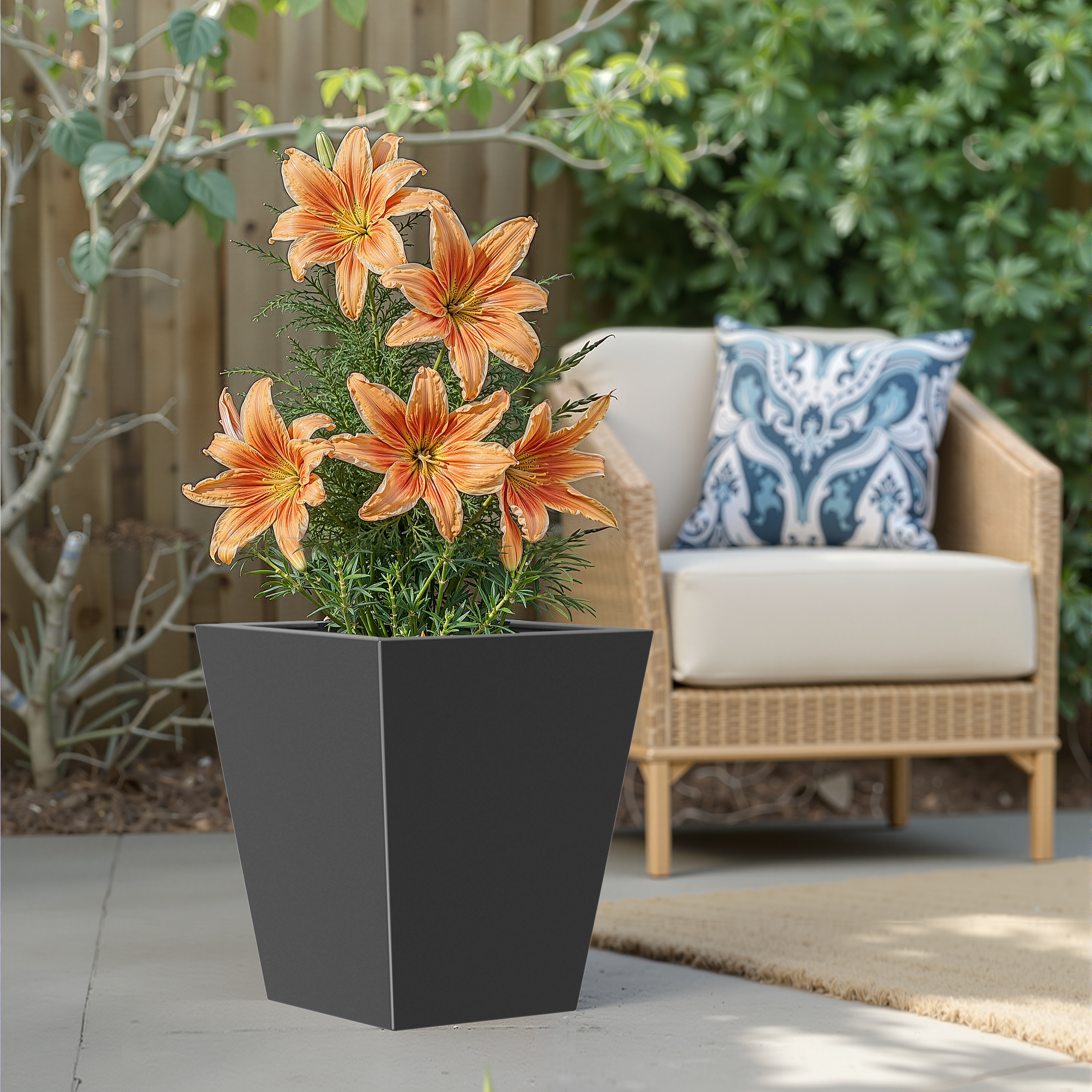 MAYEERTY 22*19*19" Black Modern Metal Cone Planter with Drainage Hole for Outdoor Gardening, Patio & Balcony