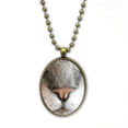 thumbnail image 1 of Collier Photo Local Animal Chaîne Vintage Pendentif Perles Collection de Bijoux, 1 of 3
