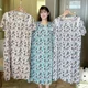 thumbnail image 4 of Camisón de verano para mujeres de mediana edad, vestido de dormir con estampado de encaje de talla grande, falda larga informal de dibujos animados, vestido de mamá de talla grande, 4 of 5