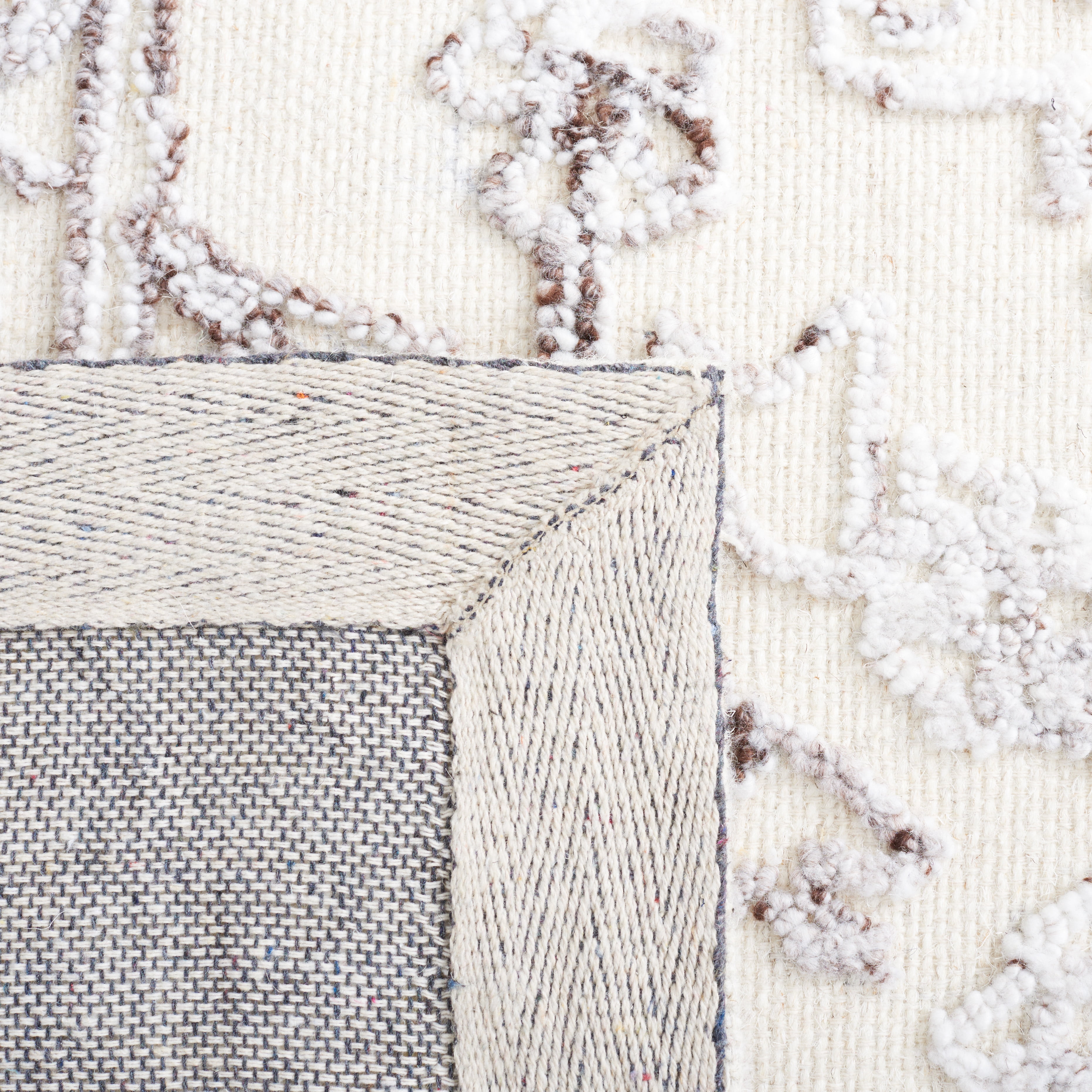 SAFAVIEH Trace Giuseppe Floral Area Rug, Brown/Ivory, 3' x 5'