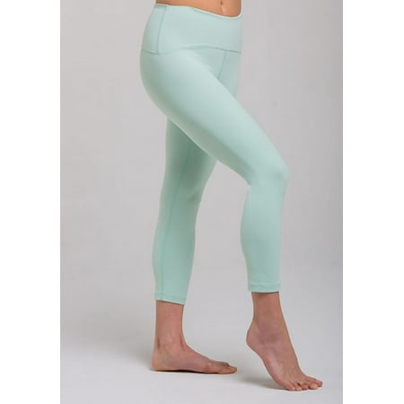 Jade Three-Quarter Legging Yoga Pants - M