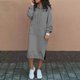 thumbnail image 2 of Vestido largo informal holgado con capucha y bolsillos para mujer - Vestido sudadera de felpa, capucha con cordón, abertura lateral, adecuado para otoño/invierno, tallas S-XXXXXL, 2 of 5