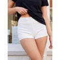 thumbnail image 3 of Shorts ajustados para mujer con bolsillos, elegantes, de color liso y tiro bajo, ideales para el verano, la playa y el uso diario., 3 of 7