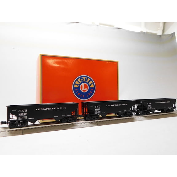 LIONEL CHESAPEAKE & OHIO C&O 2-BAY AAR HOPPER 3-PACK #1 O GAUGE 2442300