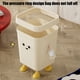 thumbnail image 4 of Bote de Basura de Plástico, Diseño de Patas, Fácil de Transportar con Asas, Color Beige Acogedor, Versátil para Cocina, Sala de Estar y Baño, Tamaño Compacto de 14 X 17,5 X 23 Cm., 4 of 6
