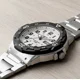 thumbnail image 3 of Reloj pulsera Casio Mrw-200h-1b2v con correa de acero inoxidable color plateado - fondo blanco - bisel negro, 3 of 8