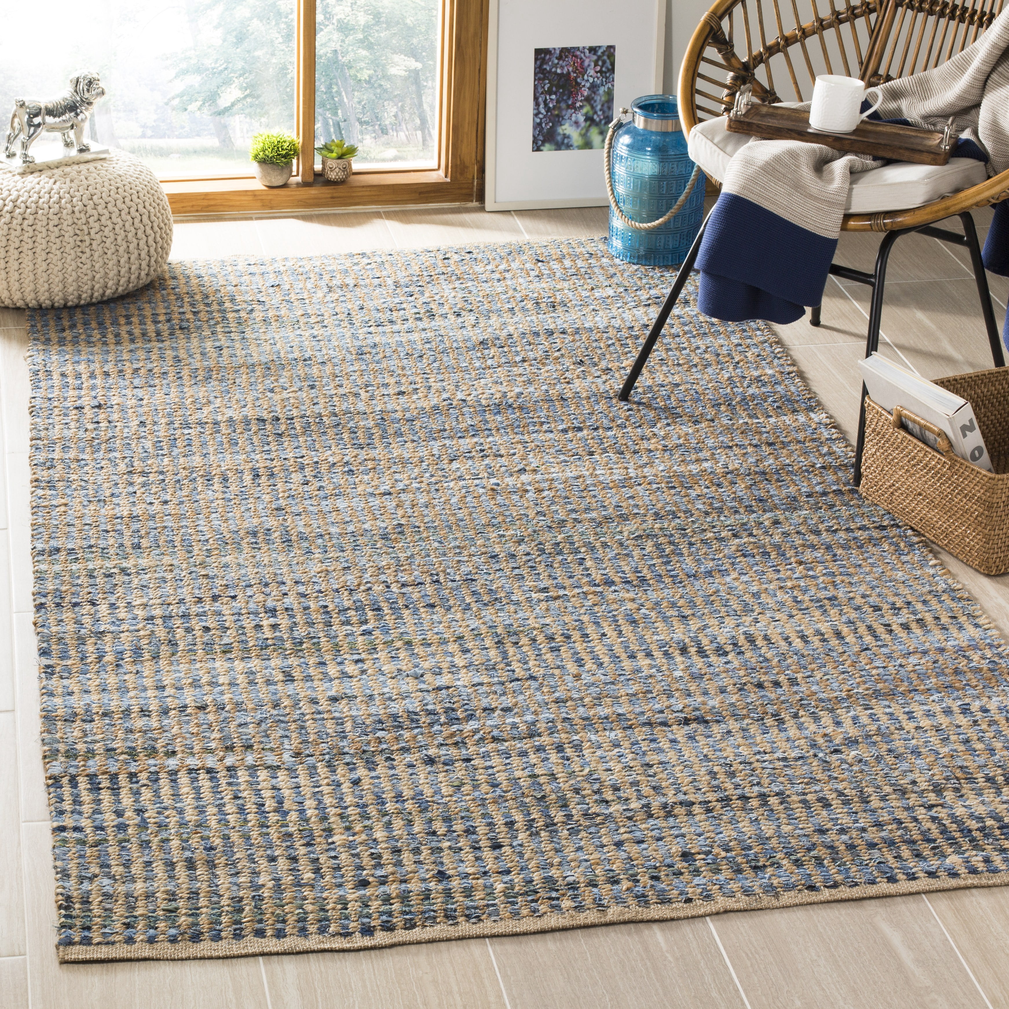 SAFAVIEH Cape Cod Beuregard Geometric Area Rug, Natural/Blue, 10' x 10' Square