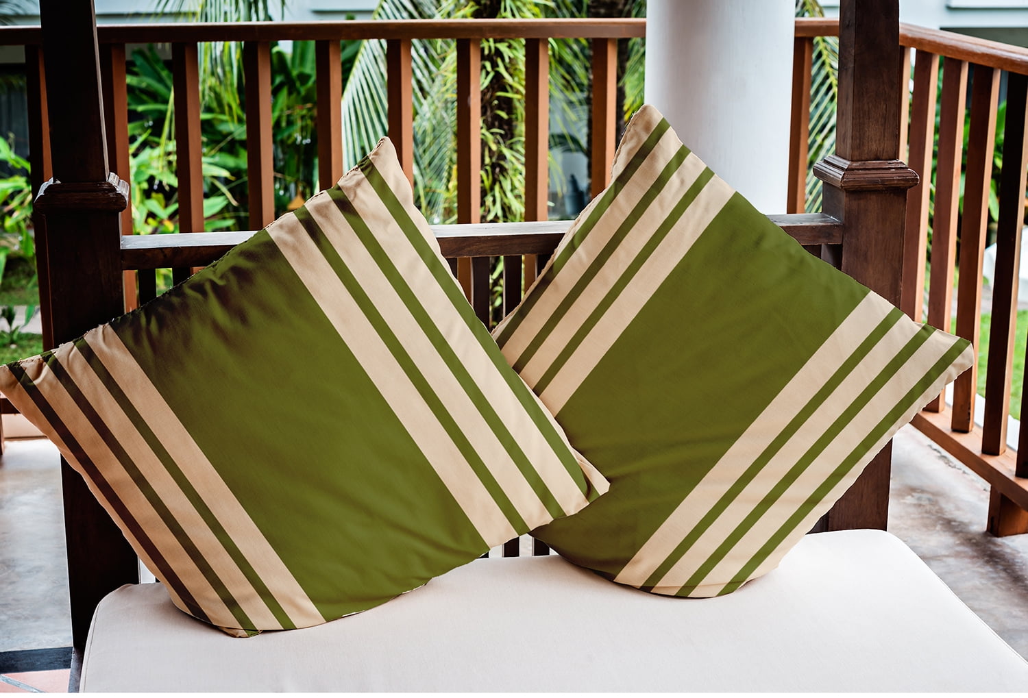 Simply Daisy 18" x 18" Stripe Indoor/Outdoor Polyester Throw Pillow, Olive