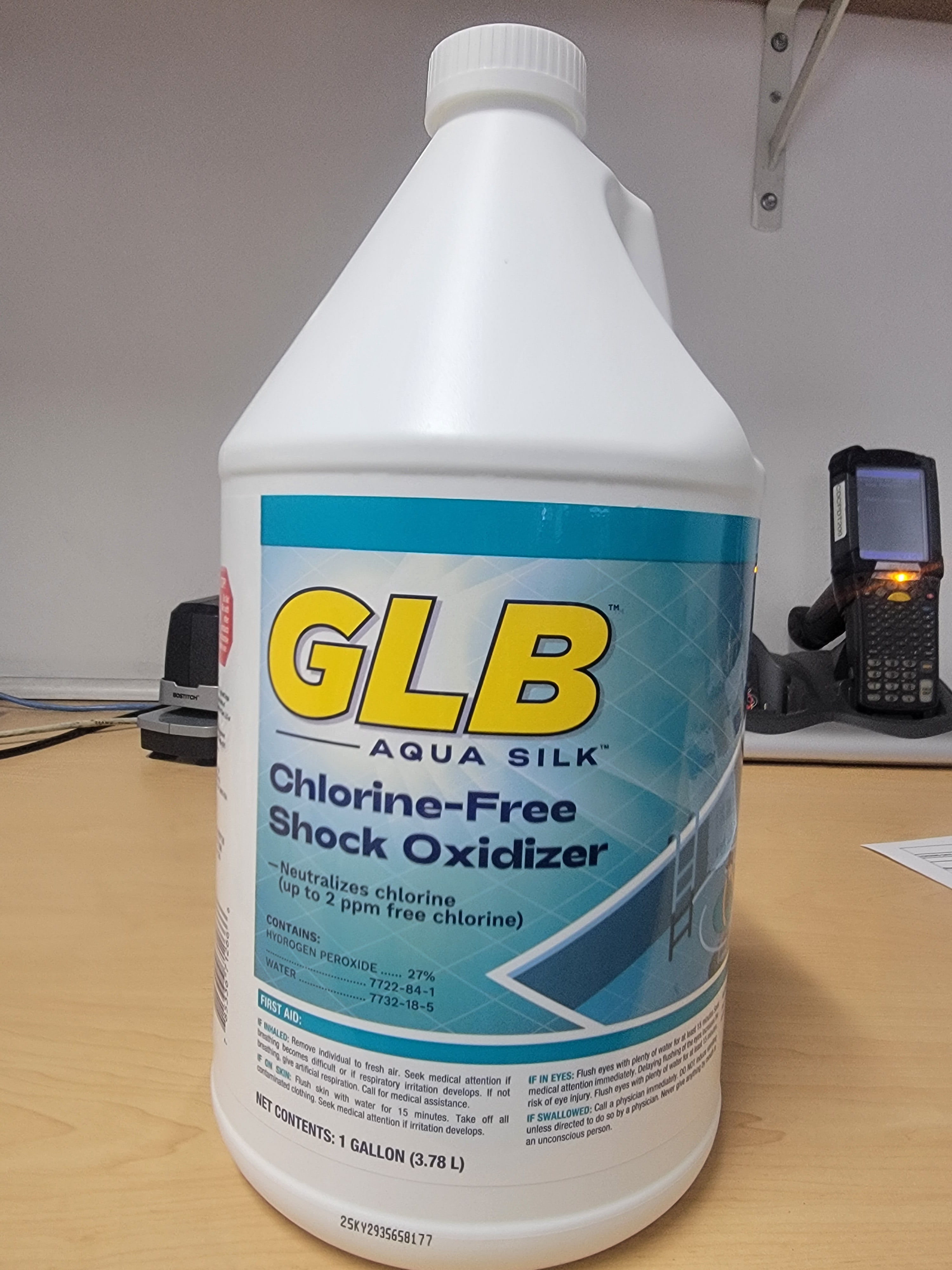 GLB Aqua Silk Chlorine Free Shock Oxidizer, 1 Gallon 71266